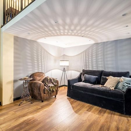 Unique & Stylish - Home Of Traveler In City Center 布达佩斯 外观 照片